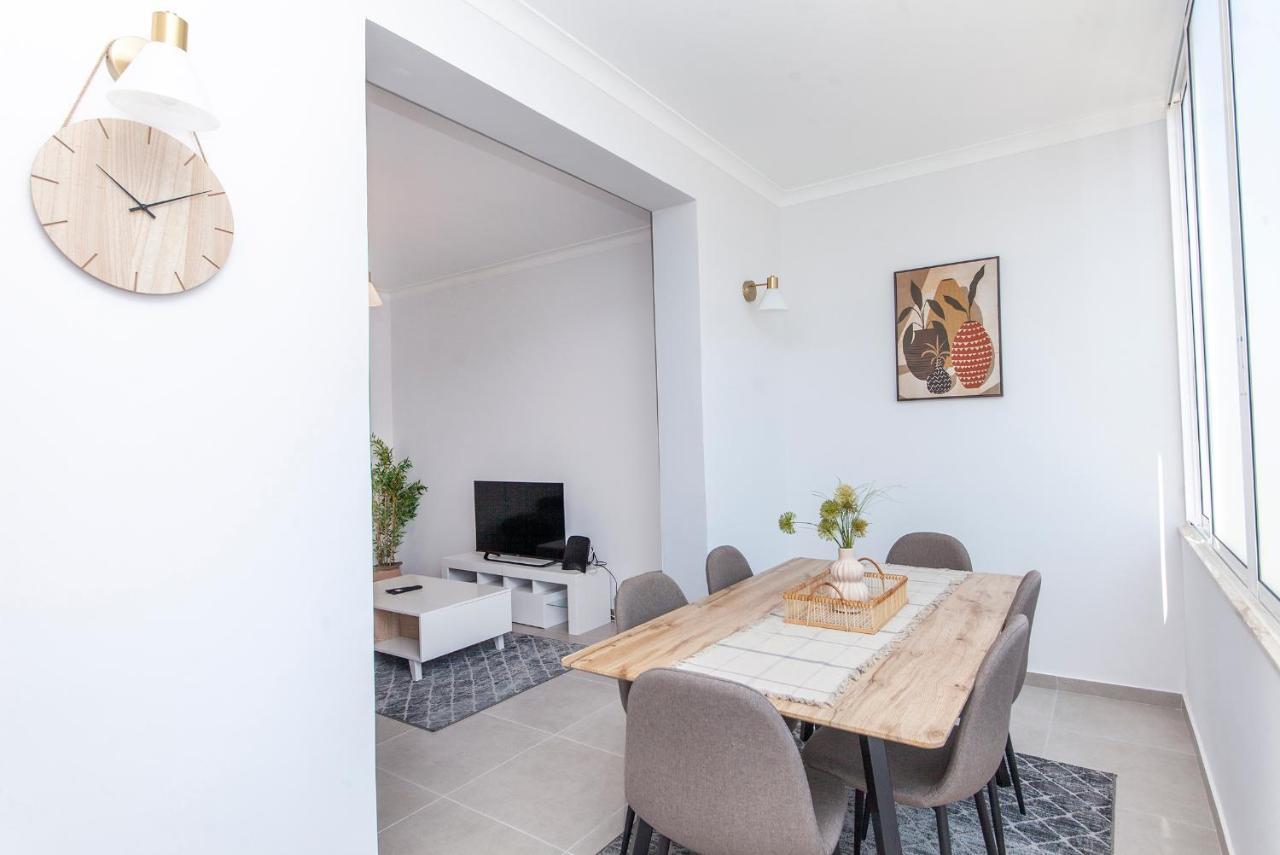 C09 - Portimao 3 Bed Holiday Apartment Bagian luar foto